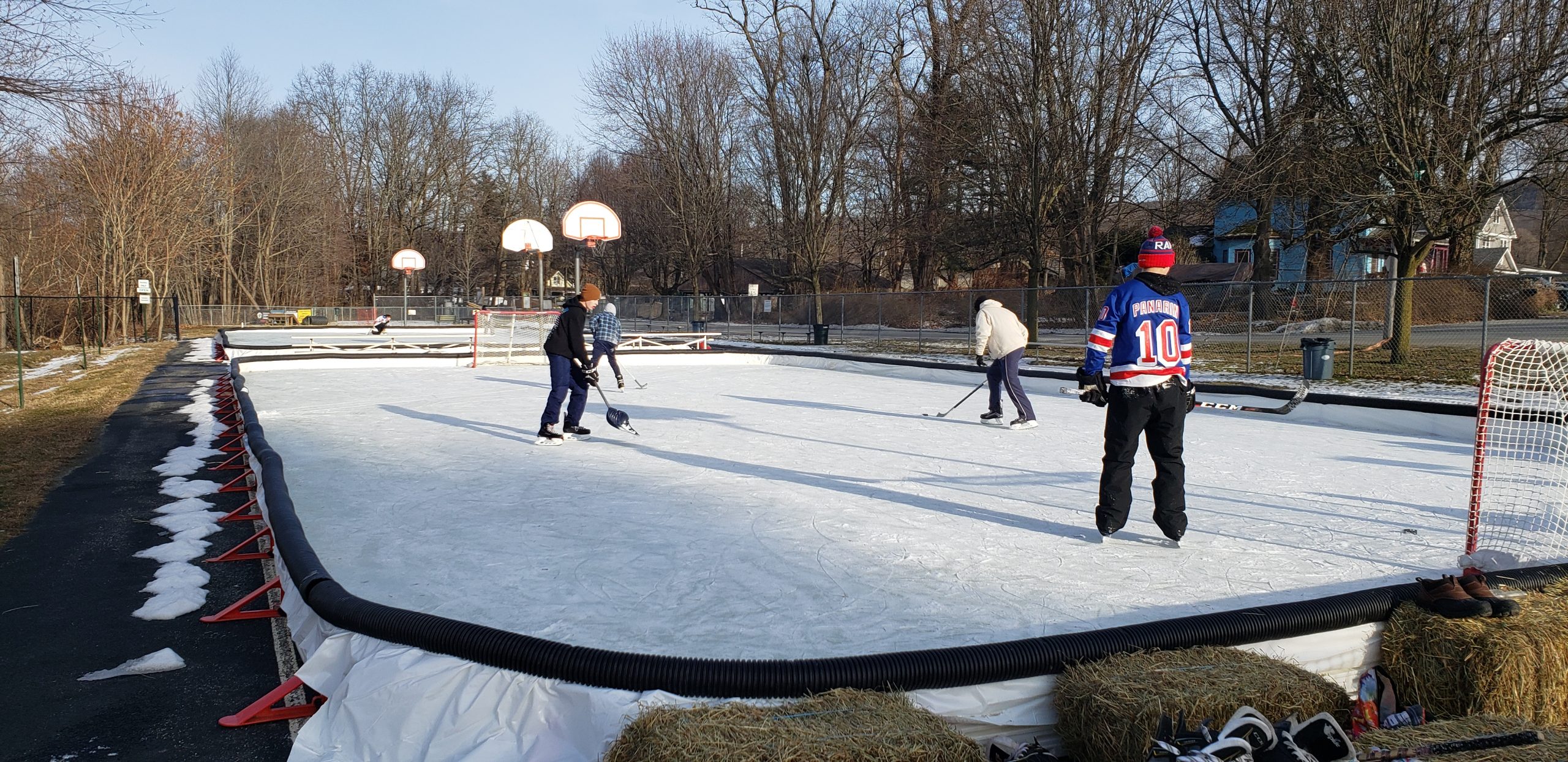Greenwood Lake hockey fans